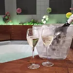 فندق مبيت وإفطار 